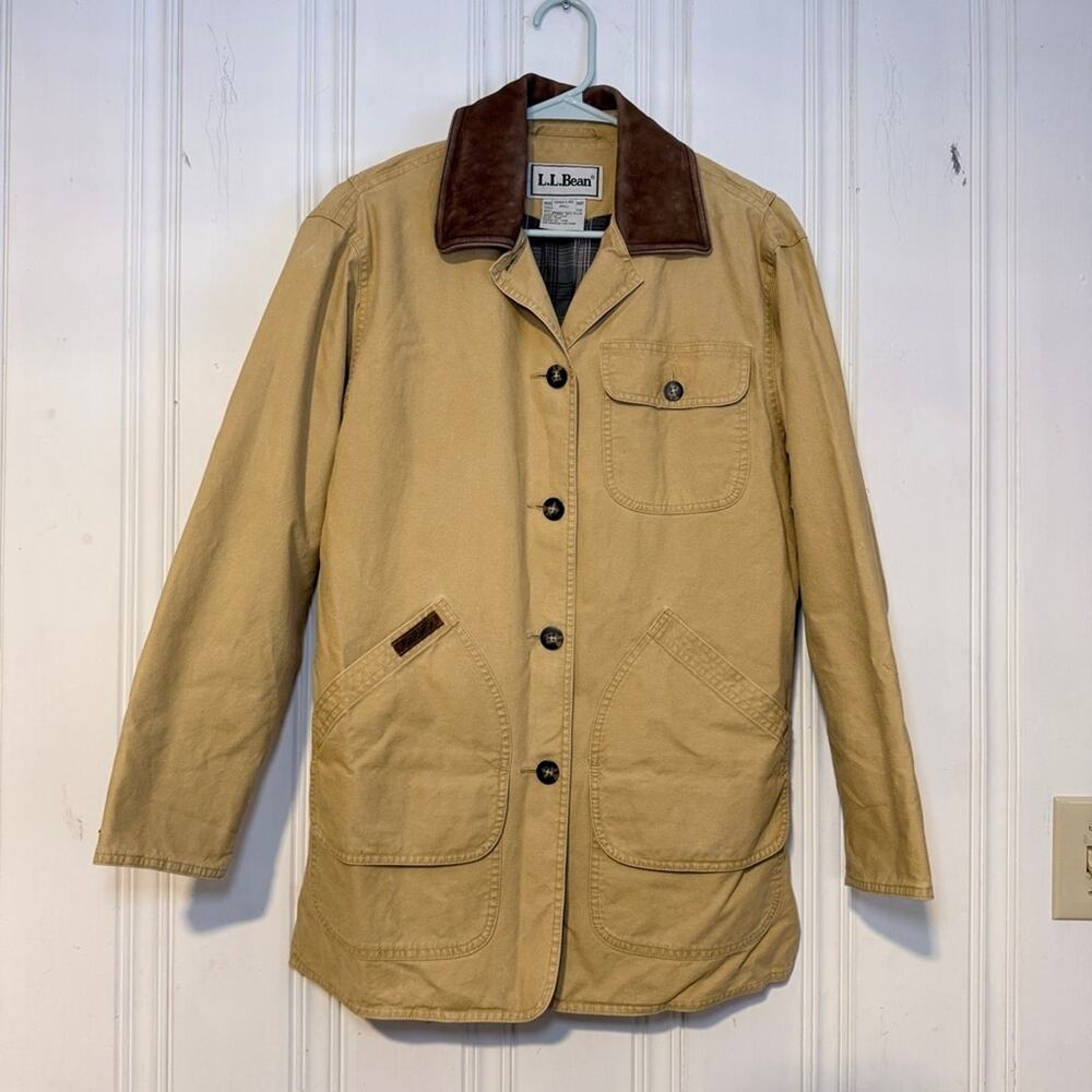 L.L. Bean vintage women’s small Tan chore coat Jacket with Brown Collar